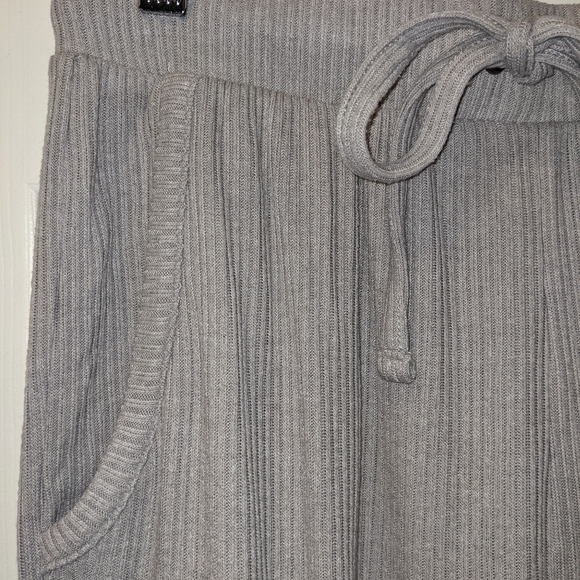 Paper Label Cala Ribbed Jogger Pants - US S - Picture 9 of 13